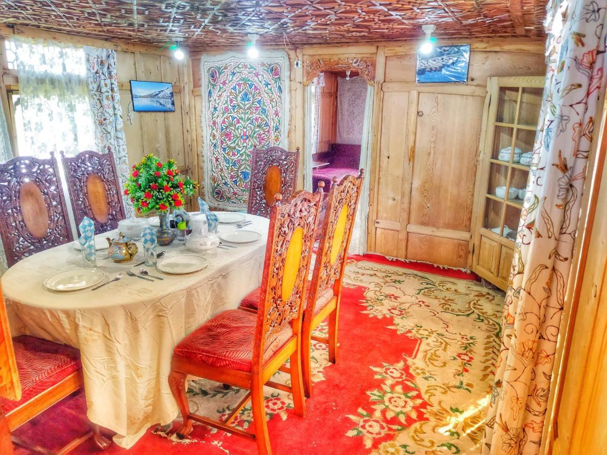 Raja'S Palace Houseboat - Kashmir Срінагар Екстер'єр фото